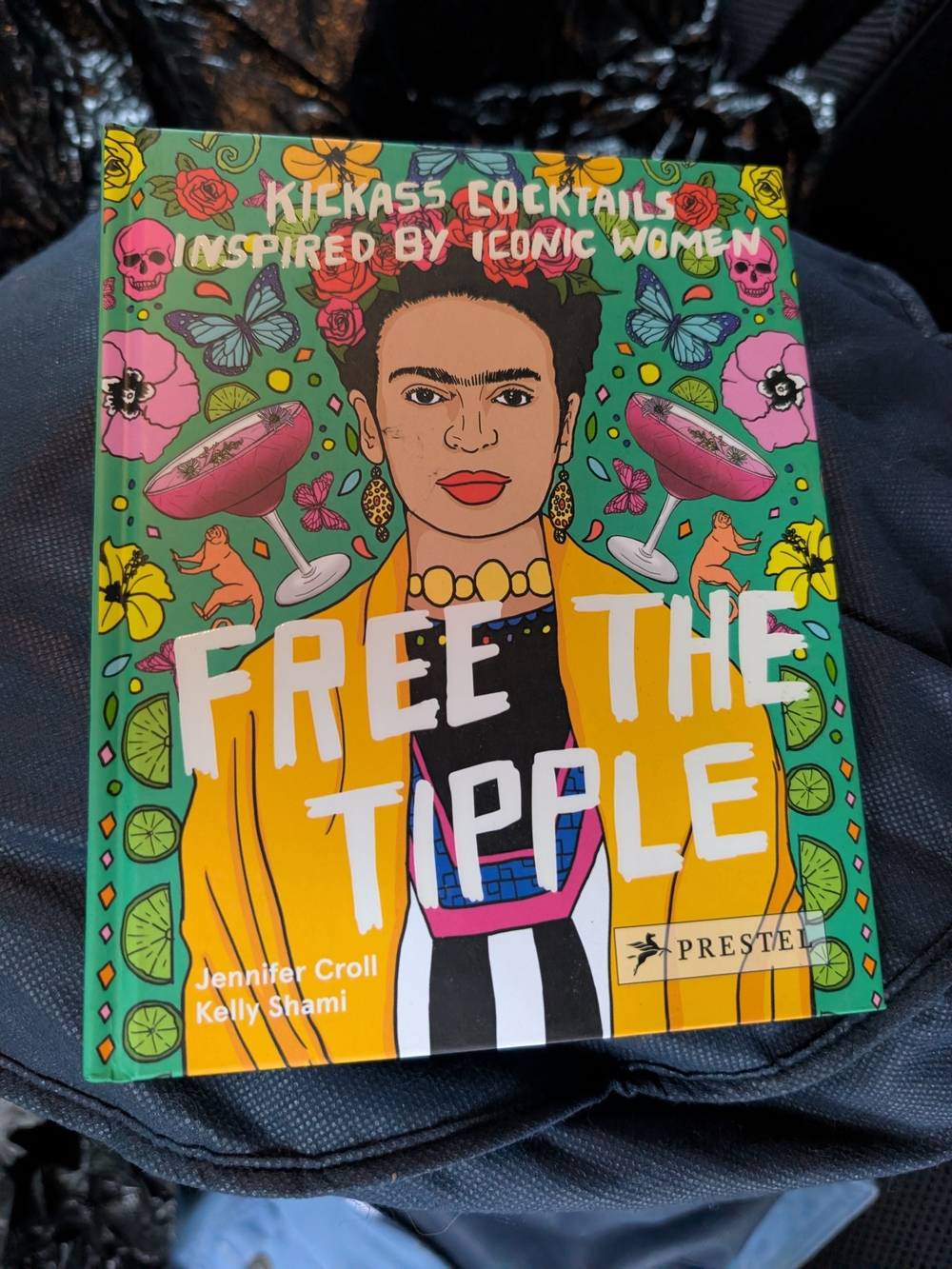 Free the Tipple - Green Illustrated Cocktail Book